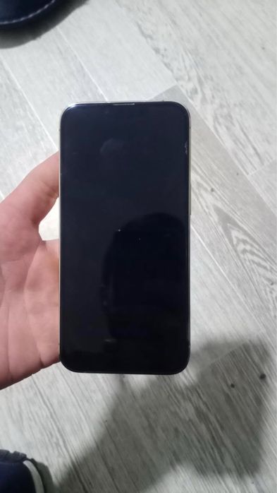 iPhone 13 pro kafolat bor