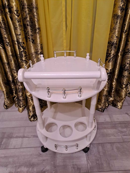 Ретро масичка за сервиране - бяла