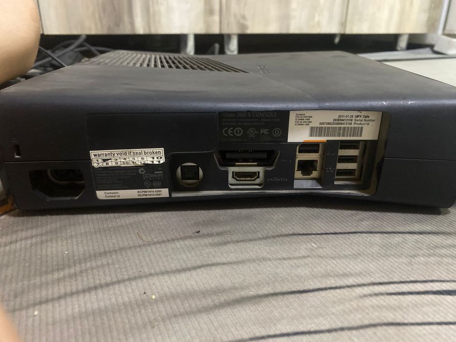 Xbox 360 продаю за 30к
