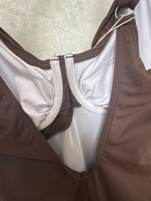 Продам купальник 48р
