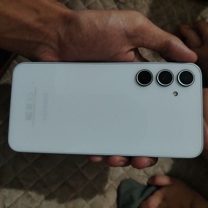 Самсунга35 128гб 5g