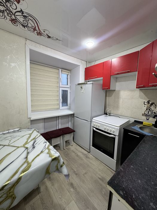 2ком посуточно в центре