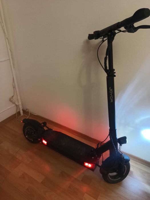 Trotineta Electrica Joyor Y6S Venom