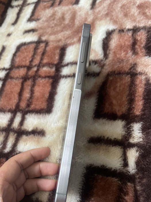 Vând Samsung Galaxy A56 5G 256gb  6gb ram