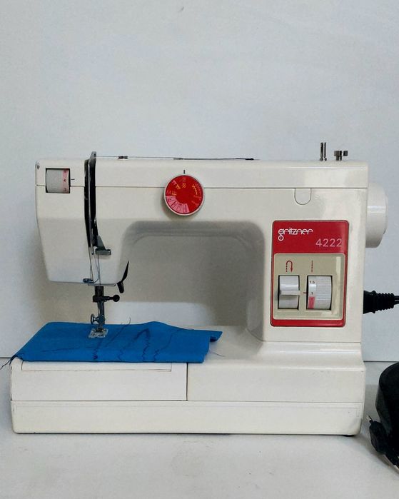 Masina. cusut   victoria , gritzne