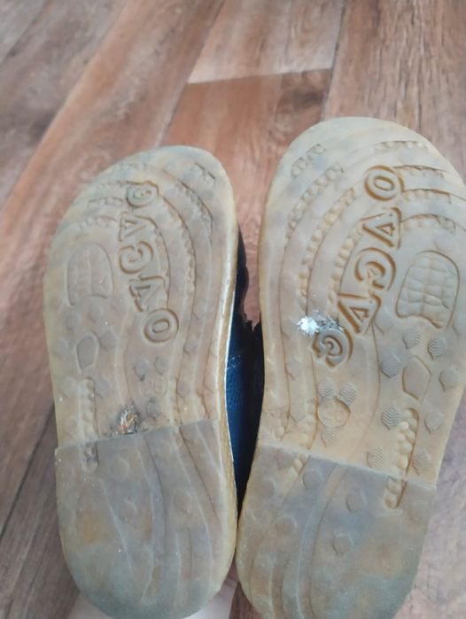 Продам обувь детская 25-26