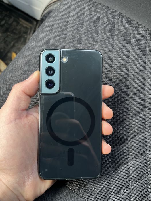 Samsung s22..holati zor