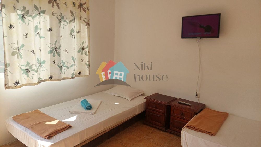 Продава се Къща в Бяла - 256 кв.м за 899 €/кв.м - Снимка #9