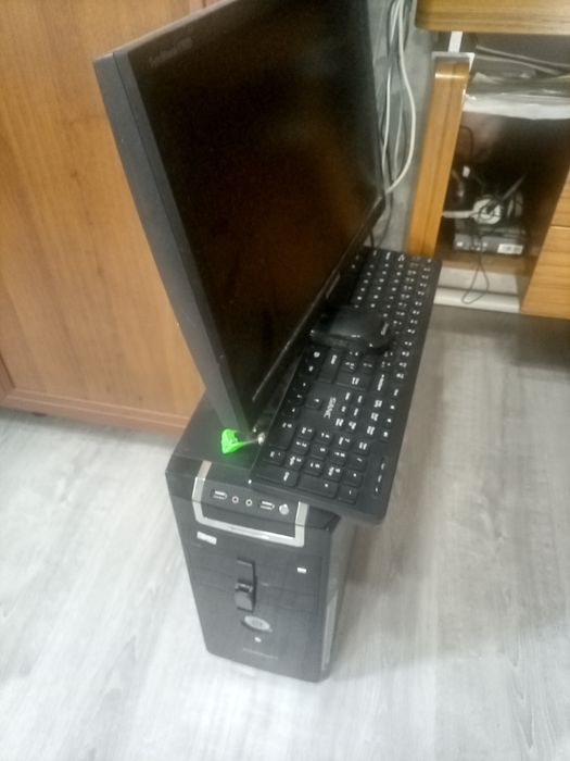 Продам ПК полный комплект.