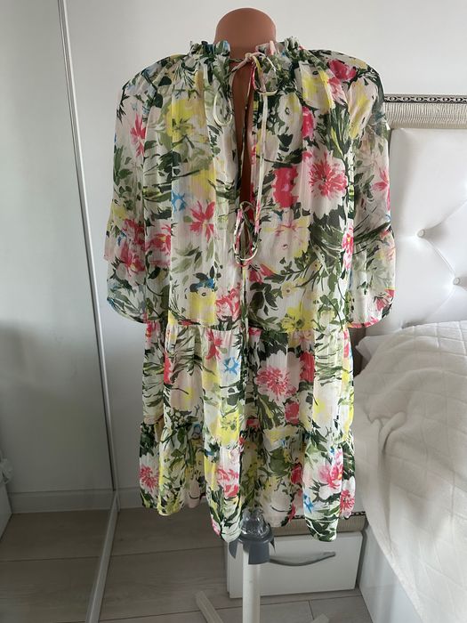 Рокля на HM M/L шифон