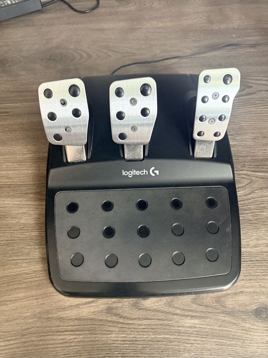 Volan Logitech G29 impecabil ca NOU