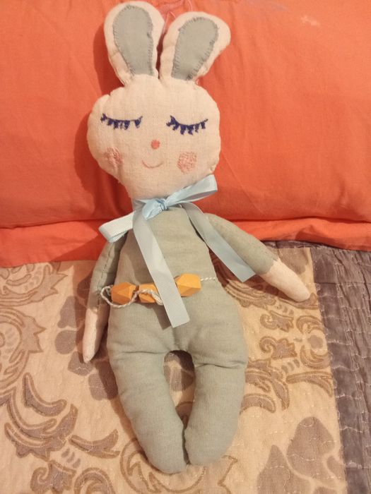 Продам сумку женскую ,шляпу