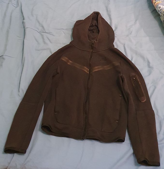 Продавам детски дрехи nike и the north face