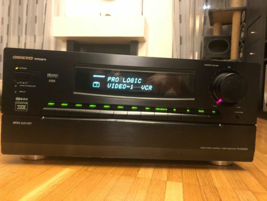 ONKYO Integra tx ds 939