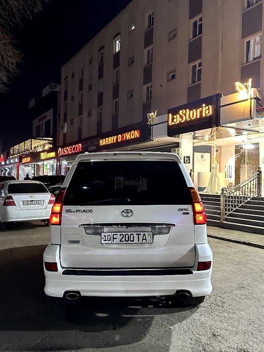 Toyota Prado 120  Белый Жемчуг