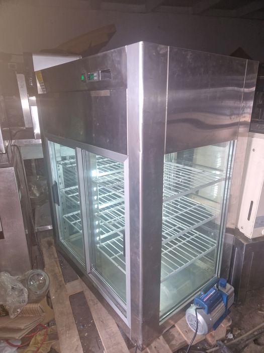 Grill electric sau gaz , cu banc sau de banc