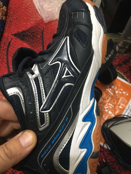 Mizuno store wave blocker