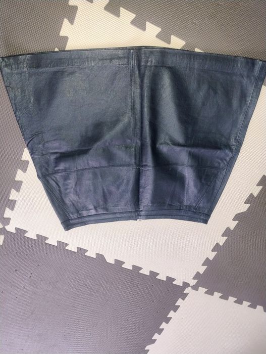 Продается юбка кожаная