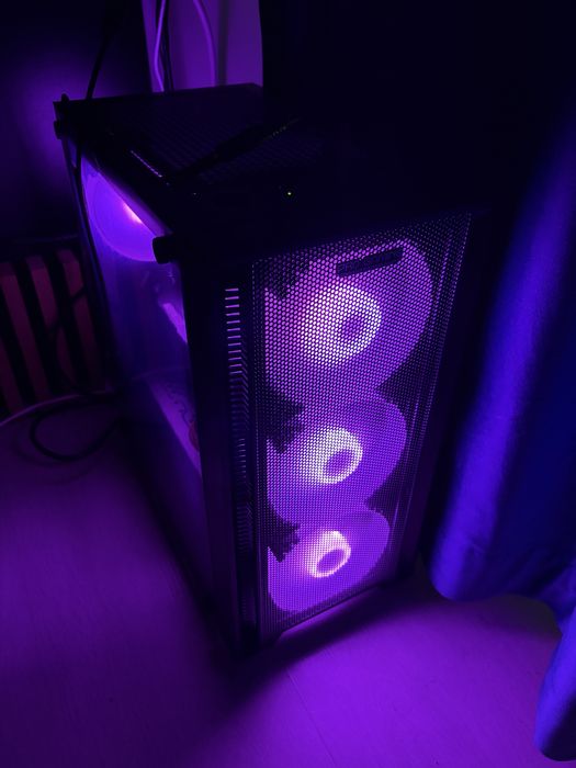 Ryzen 5 3600 / RTX 2060 6GB / 32 GB DDR4 / SSD NVMe