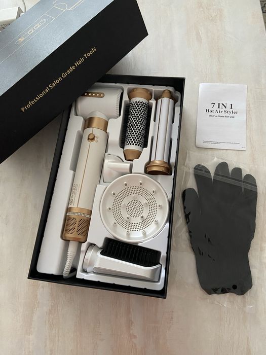 Продам фен стайлерь новый