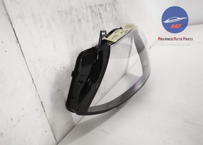 Стъкло Фар ляво НОВО ОСИГУРЯВАМЕ МОНТАЖ Мерцедес-Бенц / Mercedes-Benz