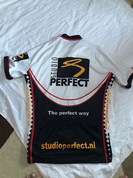 Джърсита и клин.Джърсита и клин.