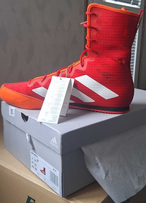 Adidas Box Hog 4