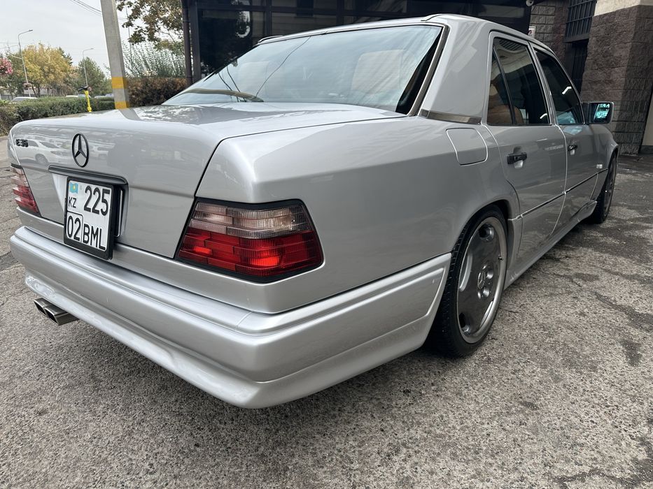 Продам Легендарный Мерседес w124