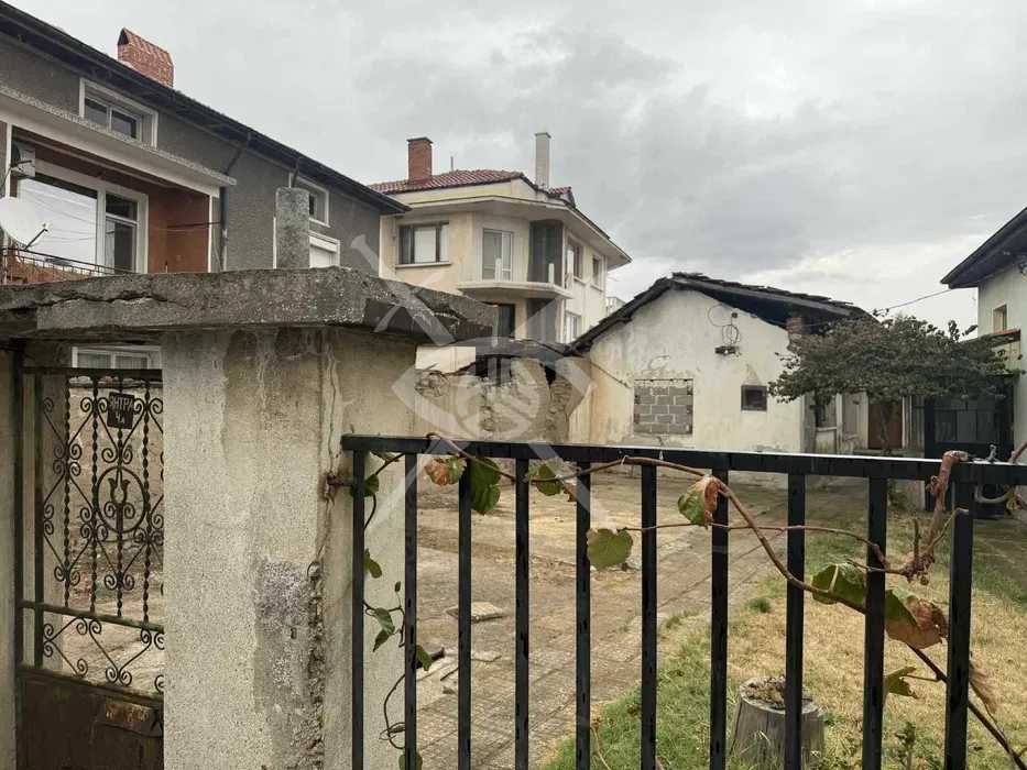 Къща в Първомай - 95267