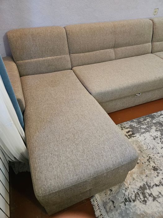 Продам диван угловой