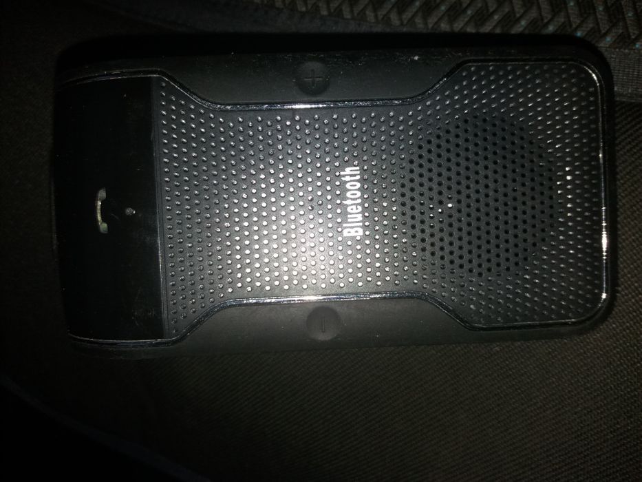 Блутут слушалка за автомобил