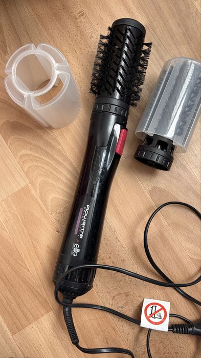 Фен щетка Rowenta