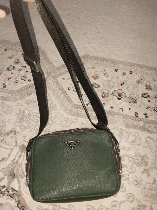 Prada барсетка сатылады