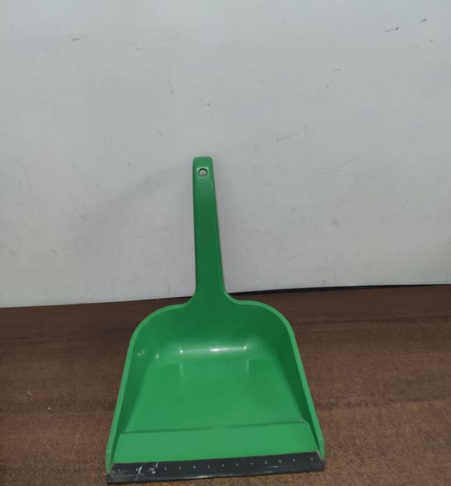 Совок хозяйственный