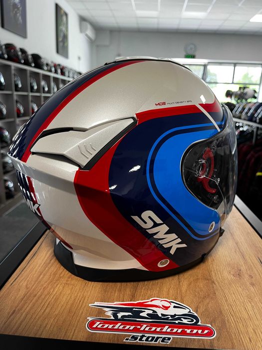 Скутер мото каска SMK GT-J TOURMAX ,S 55-56 вградени очила ,като нова