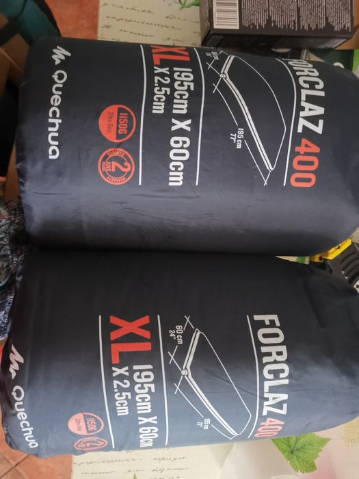Самонадуваеми постелки Forclaz 400
