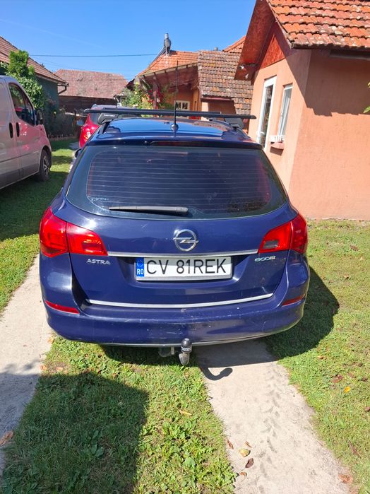 Opel astra j 1300