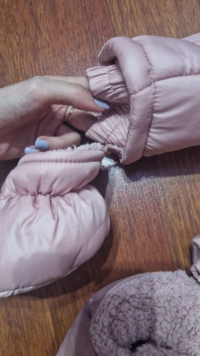 Продам детский зимний комбинезон