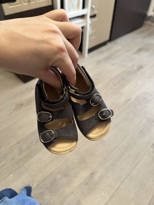 Сандали новые 20р