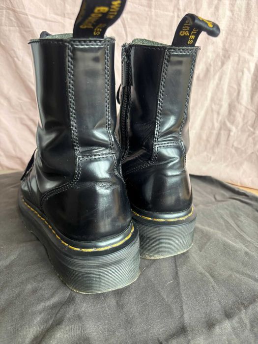 Обувки Dr. Martens