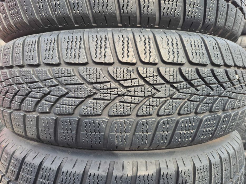 4 Anvelope IARNA M+S - 195/65/16 - DUNLOP 4D - CA UNELE NOI - DOT 2017 !