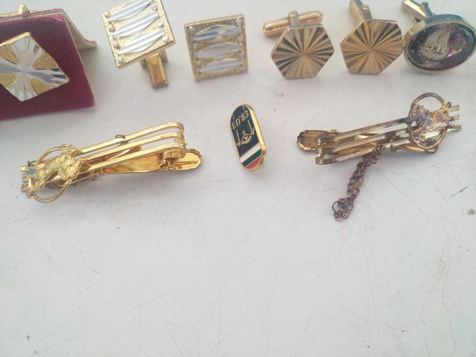 Медали, Ръкавели за риза, игла за вратовръзка