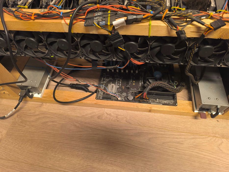 Mining Rig - 10 x (P106-100 mining 6144 MB · Gigabyte) - НА ЧАСТИ