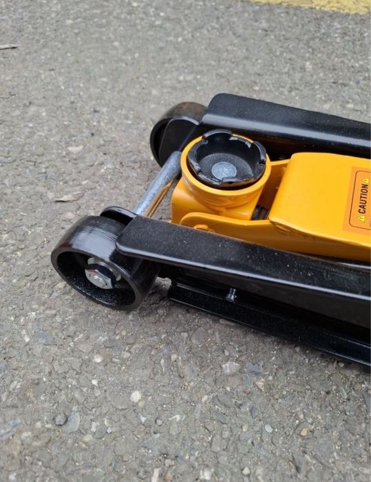 Vand cric crocodil 2.5 tone talpa joasa