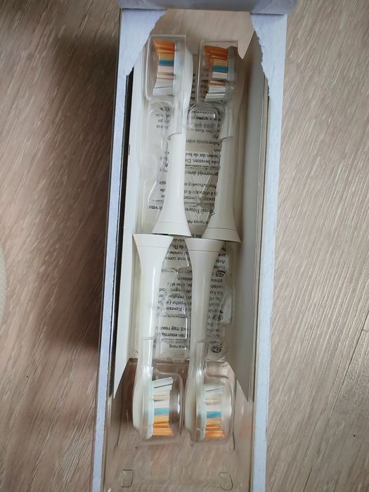 Четки за зъби Philips Sonicare 9000 Diamond lean HX9914/61