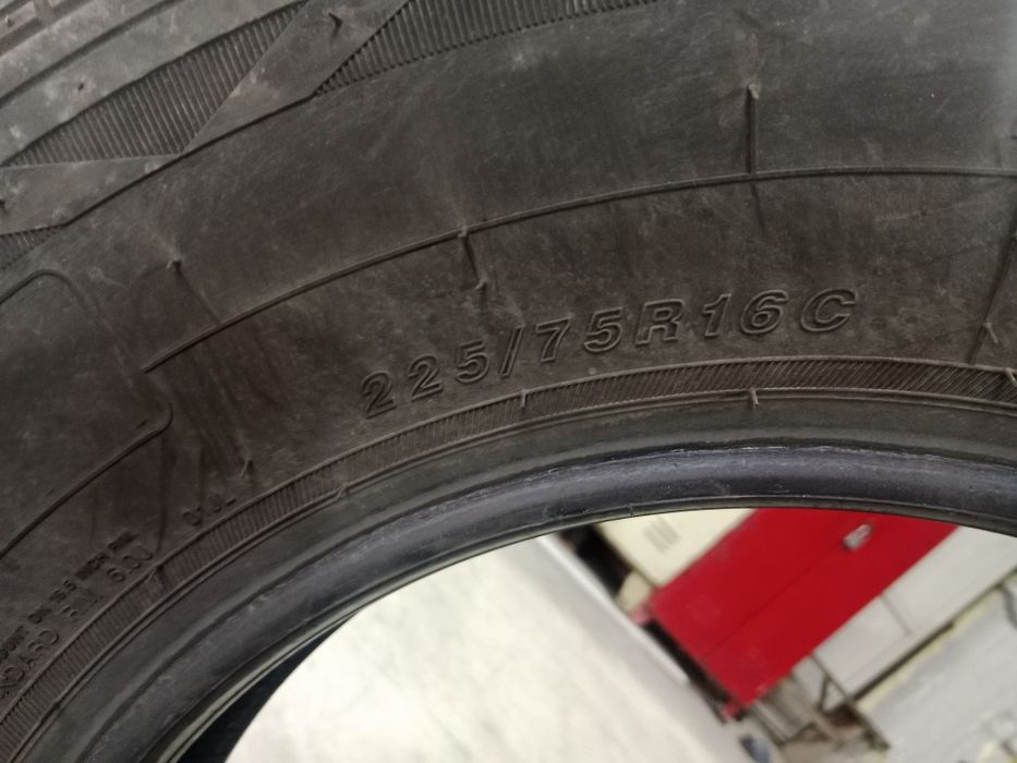 Продам шины 225/75 R16 С летние