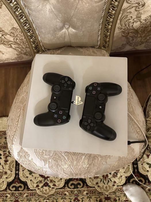 Пс4 про 1tb  коробка бор