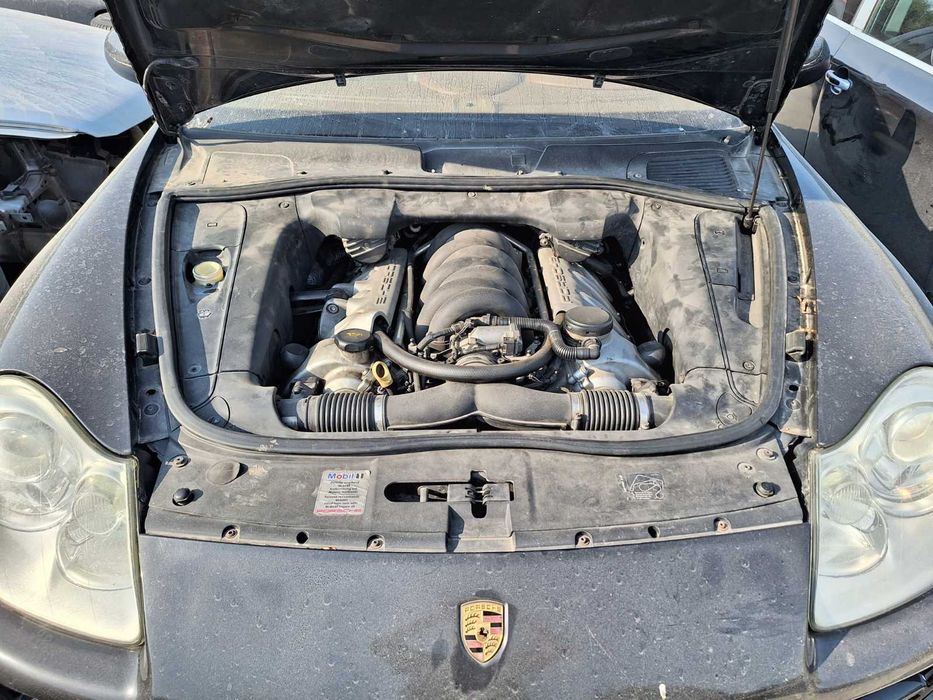 Porsche Cayenne 4.5 и 3.2 бензин , 2 броя на части