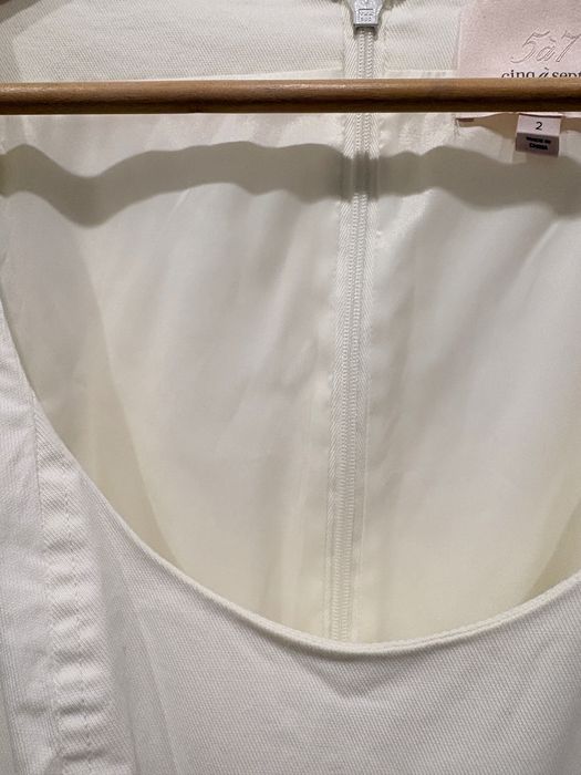 Платье белое. Состояние идеальное.