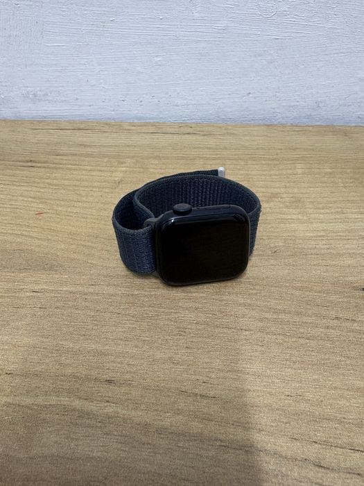 Продам Apple Watch 9 41mm